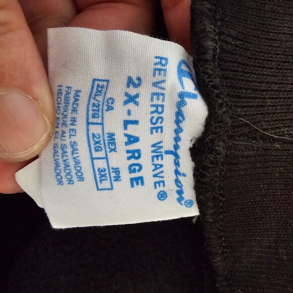 Champion Fleece Shorts 2xl - Picture 2 of 3